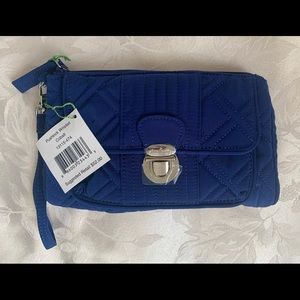 NWT Vera Bradley COBALT B Pushlock WRISTLET CLUTCH